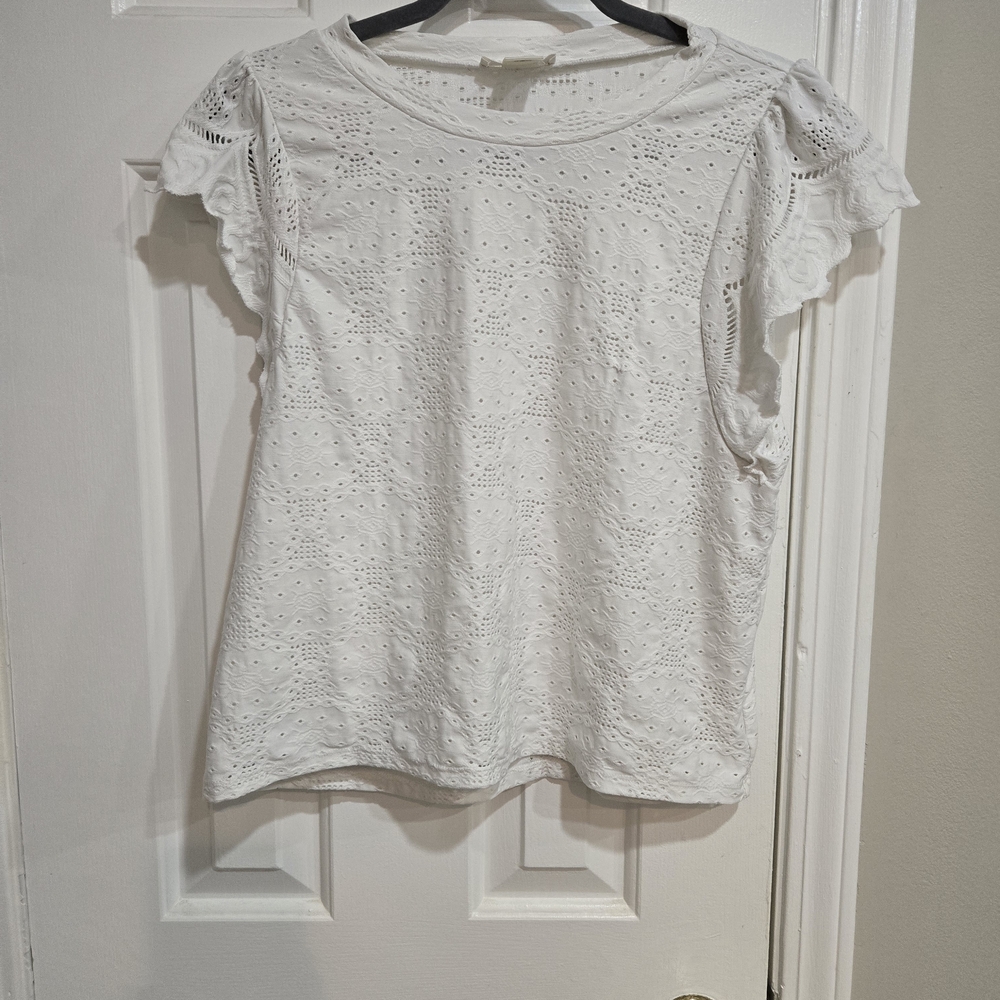 URBAN Romantics White Eyelet Blouse Size Large
